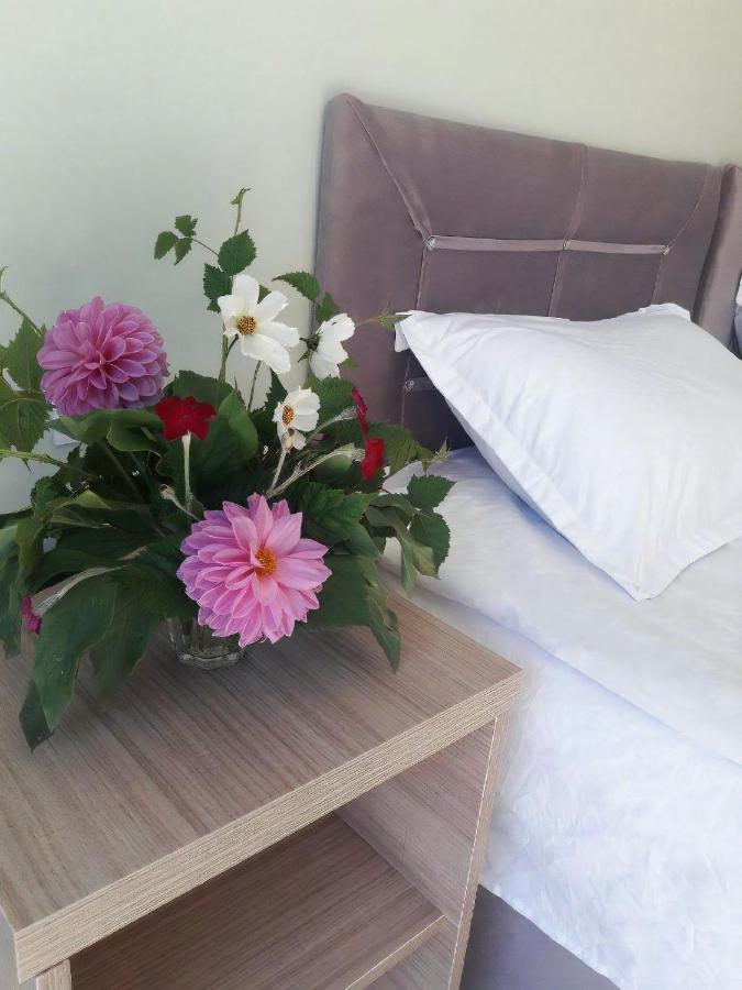 Guest House Mari30 Mestia Luaran gambar