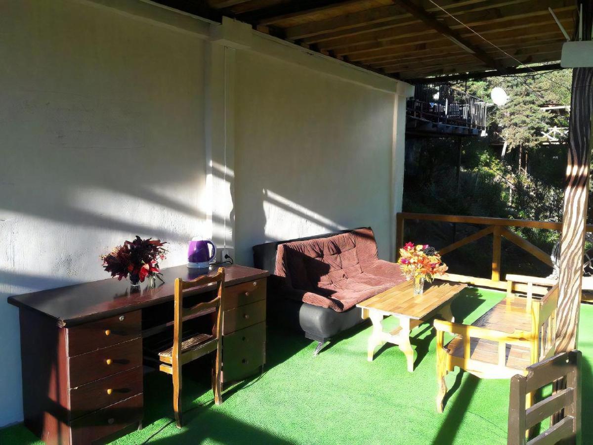 Guest House Mari30 Mestia Luaran gambar