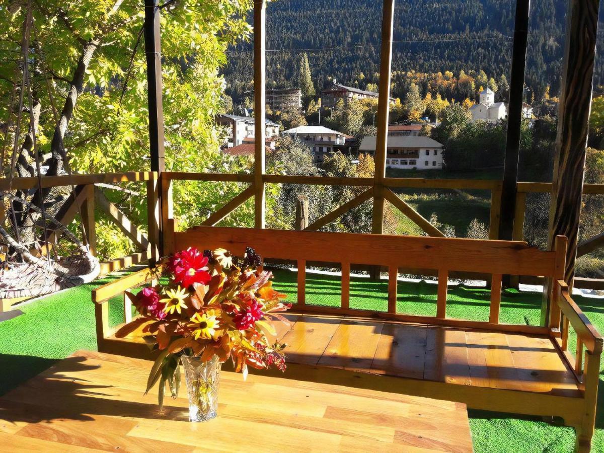 Guest House Mari30 Mestia Luaran gambar